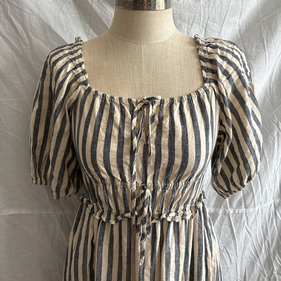 A New Day Blue and White Dress - Picture 3 of 9